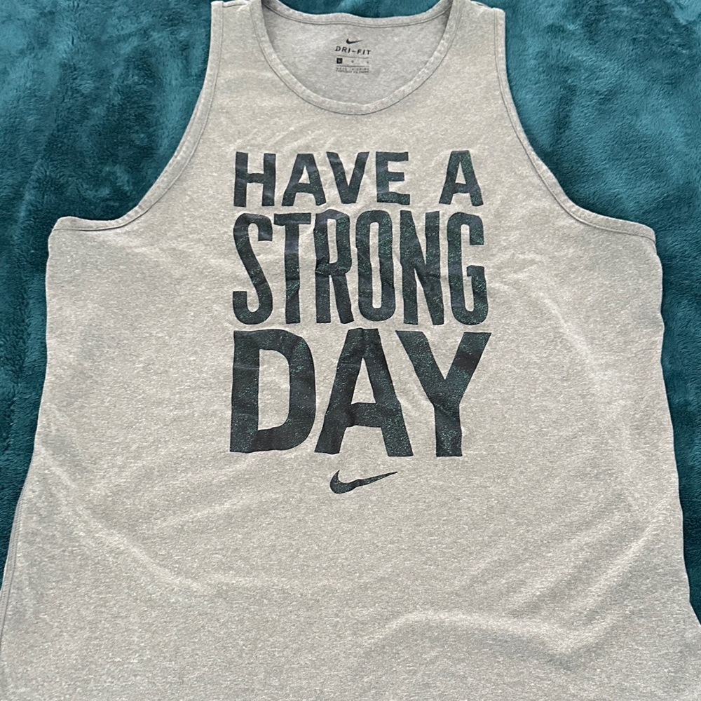 Nike Heather Gray Motivational Tank Top